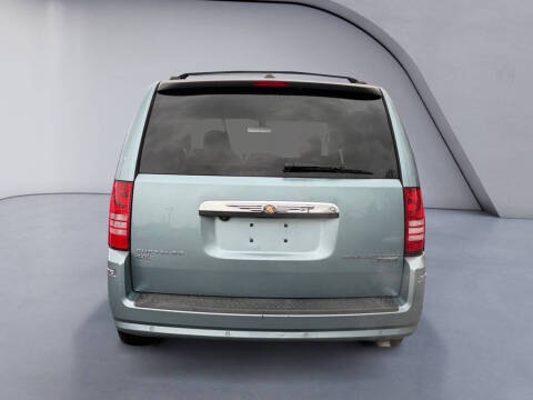 2010 Chrysler Town and Country Limited