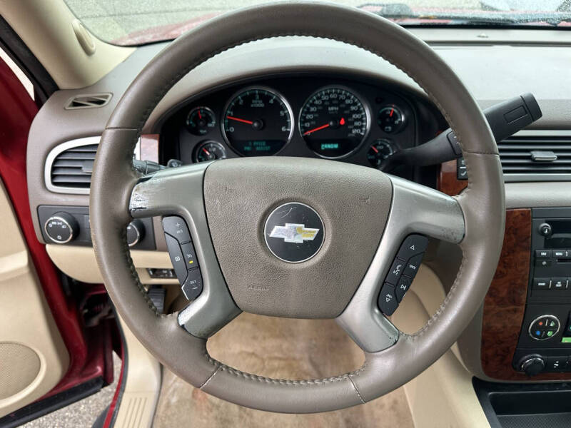 2012 Chevrolet Suburban LT