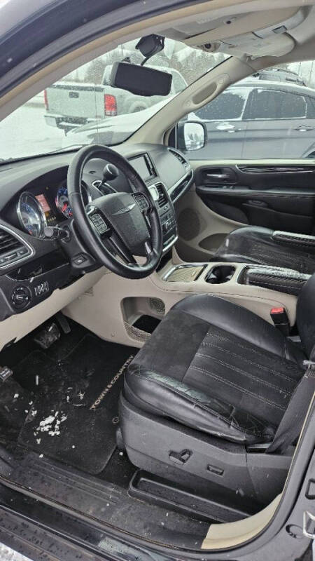 2014 Chrysler Town and Country 30th Anniversary