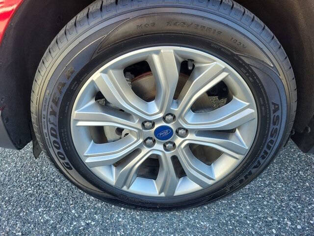 2019 Ford Edge Titanium