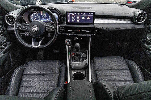 2024 Alfa Romeo Tonale Hybrid Ti