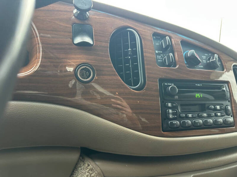 2003 Ford E-Series