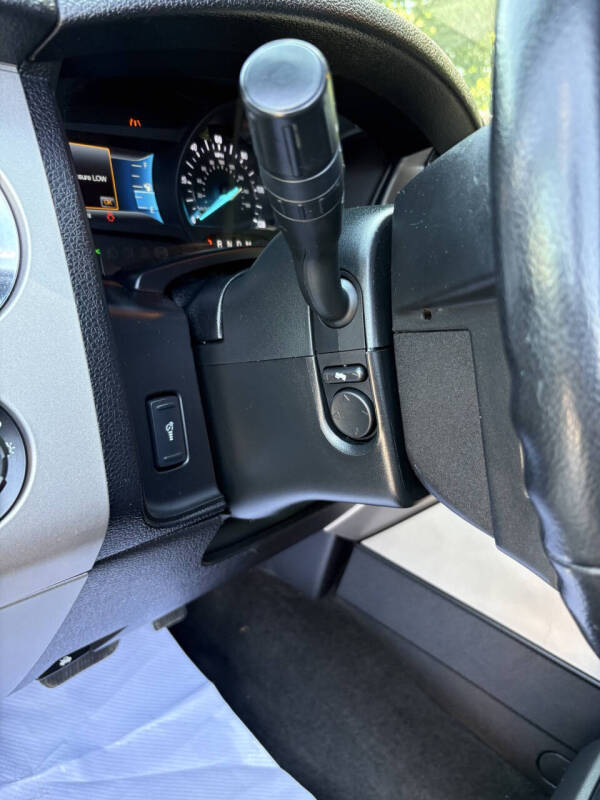 2017 Ford Expedition XLT