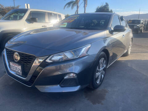 2019 Nissan Altima for sale at Soledad Auto Sales in Soledad CA