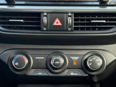 2021 Kia Forte GT Line