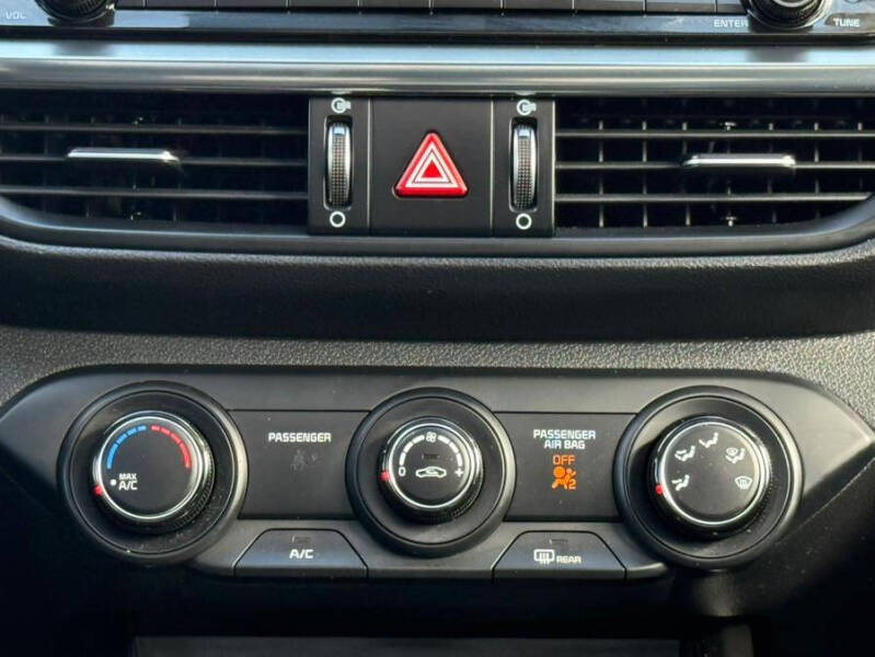 2021 Kia Forte GT Line