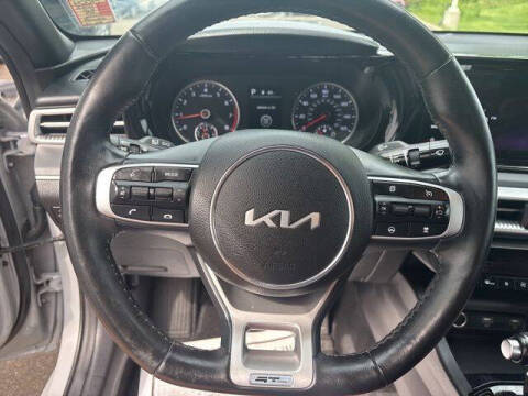 2023 Kia K5
