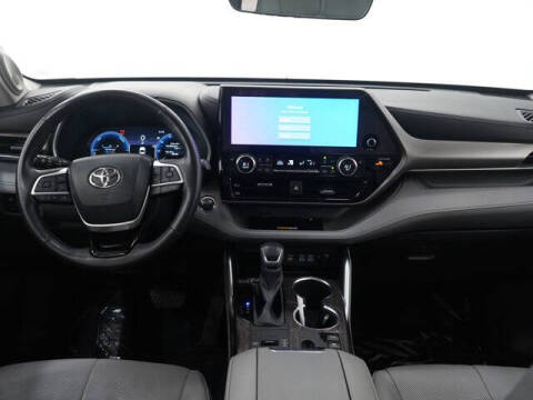 2023 Toyota Highlander Hybrid Limited