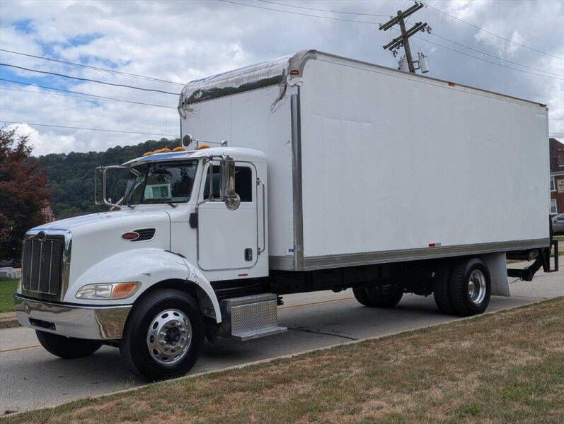 2007 Peterbilt 335