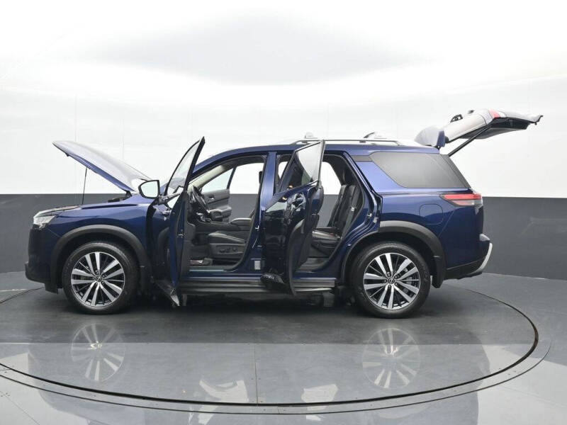 2022 Nissan Pathfinder Platinum