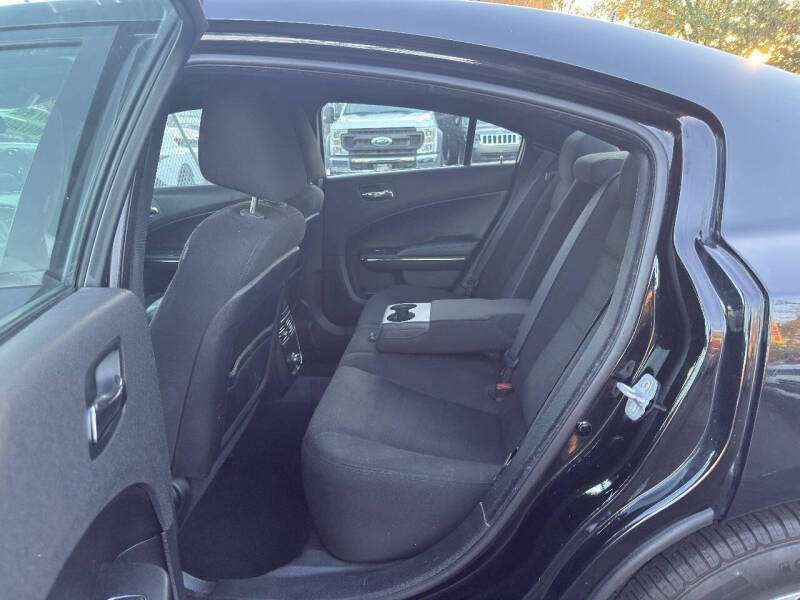 2013 Dodge Charger SE