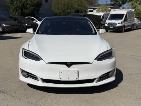 2016 Tesla Model S 70