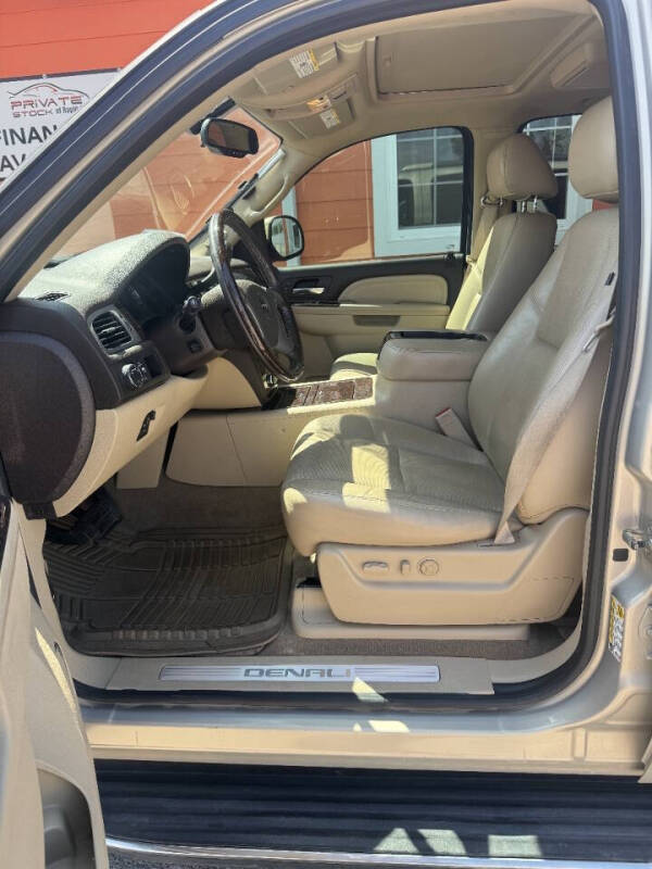 2011 GMC Yukon XL Denali
