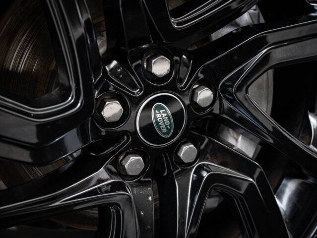 2023 Land Rover Discovery P300 S R-Dynamic