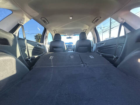 2017 Ford Edge Titanium