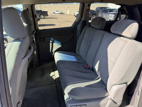 2005 Dodge Grand Caravan SE
