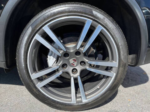 2012 Porsche Cayenne S