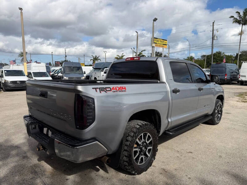 2018 Toyota Tundra SR5