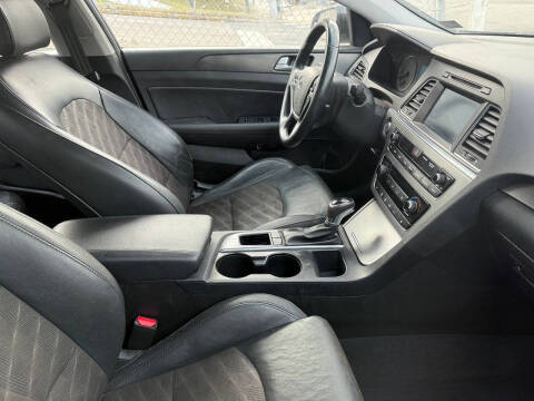 2017 Hyundai Sonata Sport