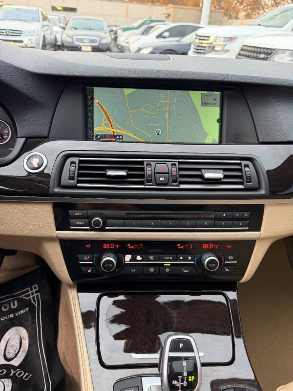 2011 BMW 5 Series 550i