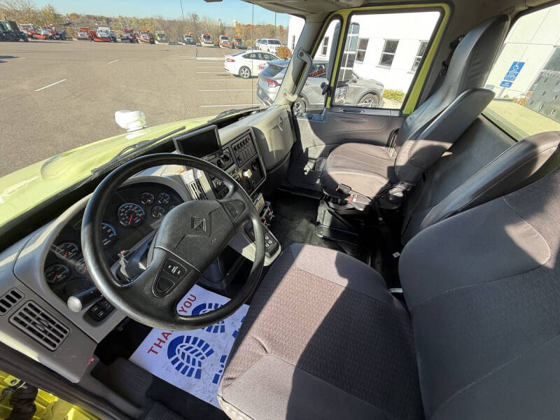 2013 International DuraStar 4300