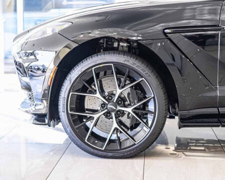 2026 Aston Martin DBX 707