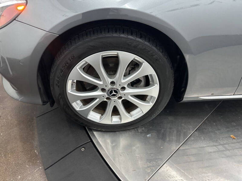 2018 Mercedes-Benz E-Class E 300