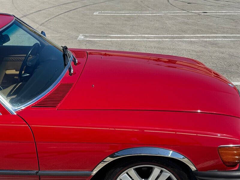 1988 Mercedes-Benz 560-Class 560 SL