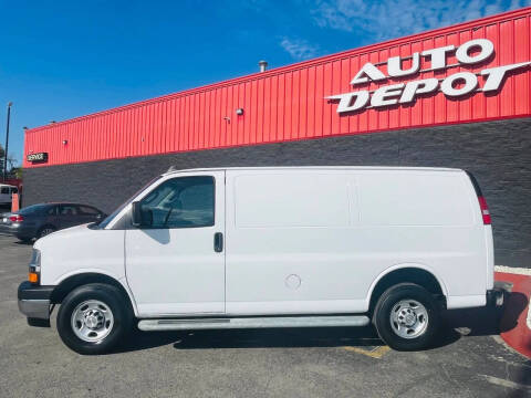 2022 Chevrolet Express 2500