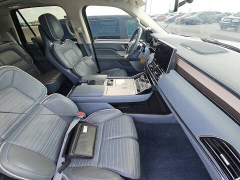 2022 Lincoln Navigator L Black Label