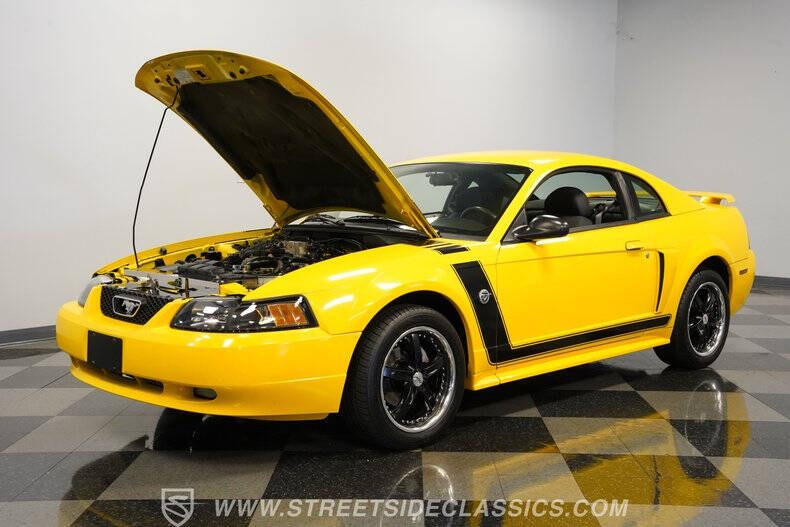 2004 Ford Mustang GT Deluxe