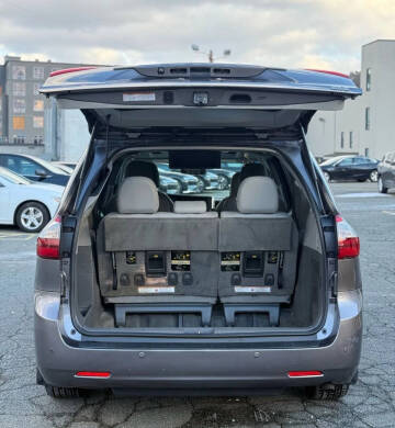 2015 Toyota Sienna