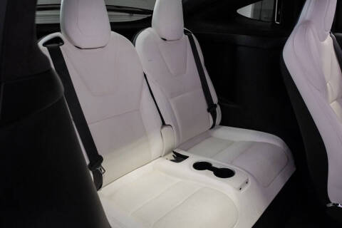 2022 Tesla Model X Plaid