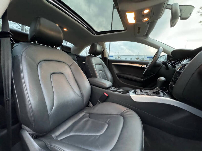 2011 Audi A5 2.0T quattro Premium Plus