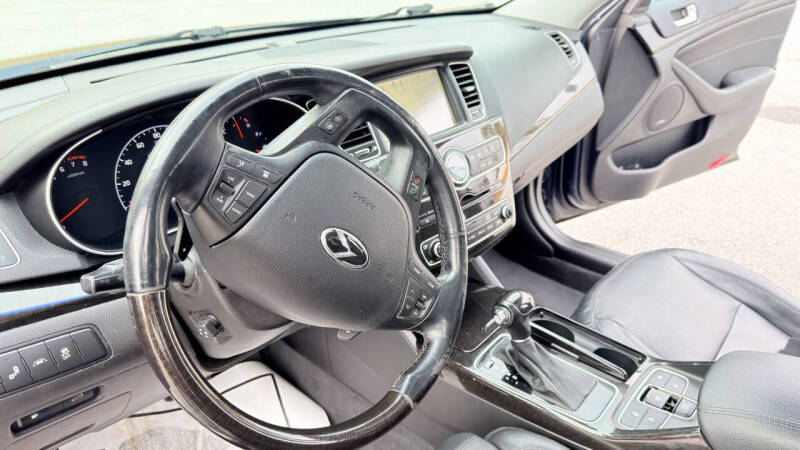 2014 Kia Cadenza Limited