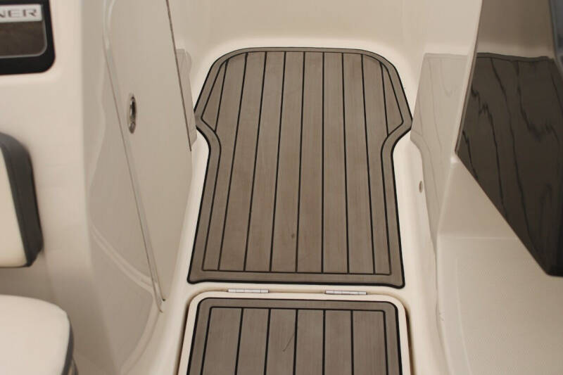 2018 Bayliner VR5 Bowrider