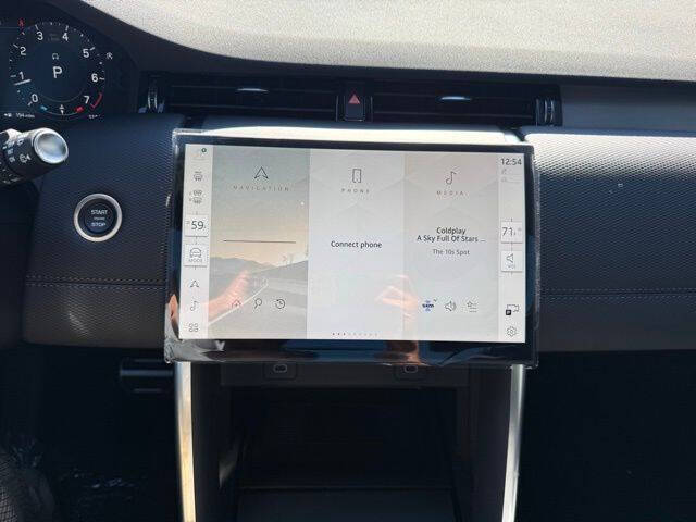 2025 Land Rover Discovery Sport P250 Dynamic SE