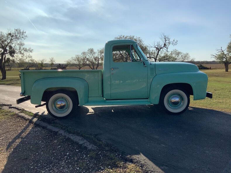 1954 Ford F-100
