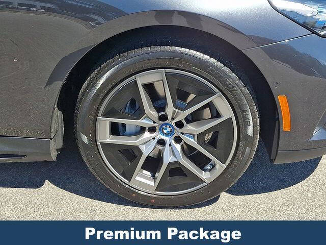 2025 BMW i5 eDrive40