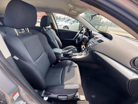 2010 Mazda MAZDA3 s Grand Touring