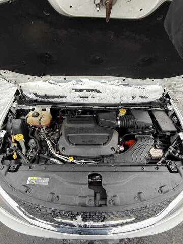 2020 Chrysler Voyager LXi