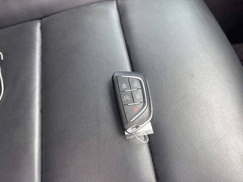 2025 Cadillac XT4 Premium Luxury