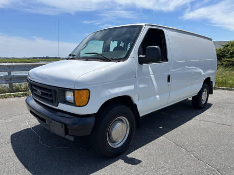 2003 Ford E-Series E-250
