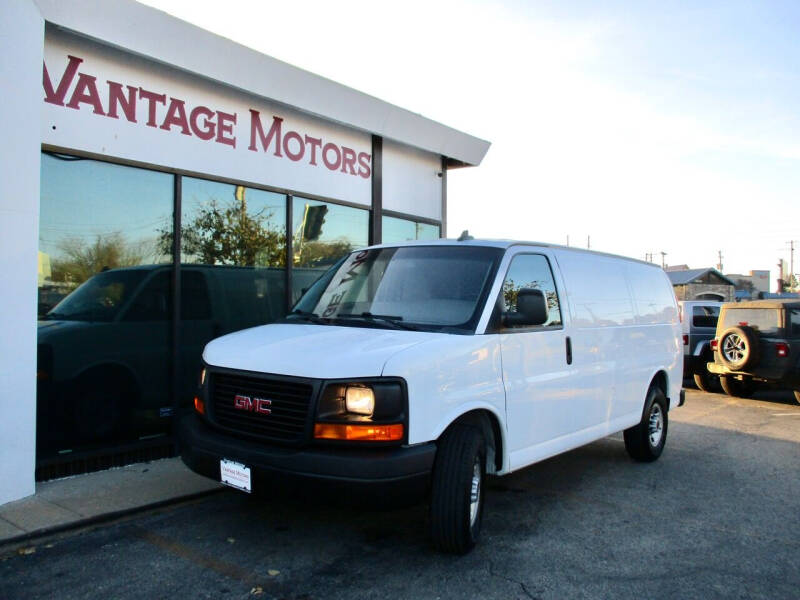2020 Chevrolet Express for sale at Vantage Motors LLC in Raytown MO