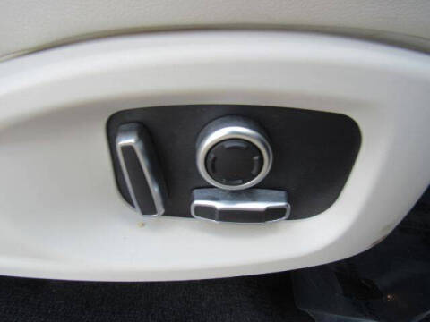 2022 Jaguar E-PACE P250 SE