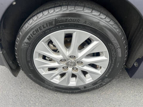 2013 Toyota Prius Plug-in Hybrid