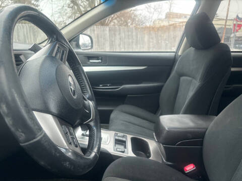 2013 Subaru Outback 2.5i Premium