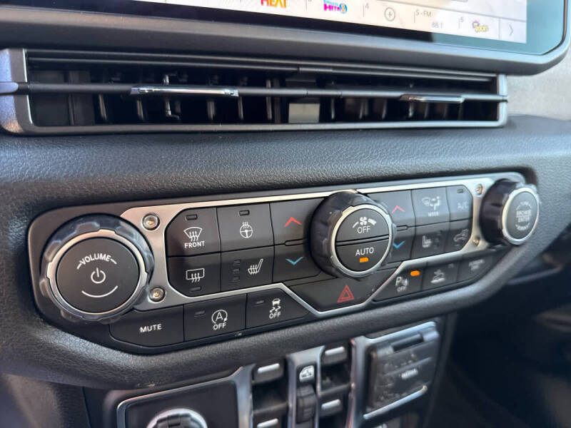 2026 Jeep Gladiator Willys