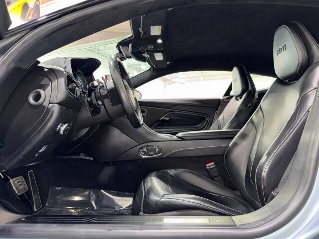 2019 Aston Martin DB11 V8