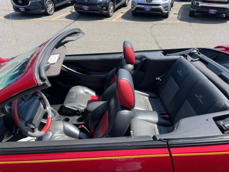 2004 Ford Mustang GT Deluxe